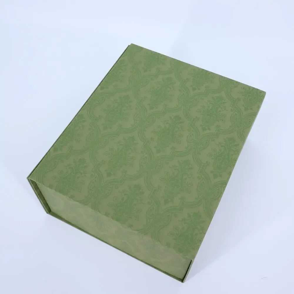 GUCCI Green and Black Crest Embossed Flip Top Gift Box 8.5x10x4.5